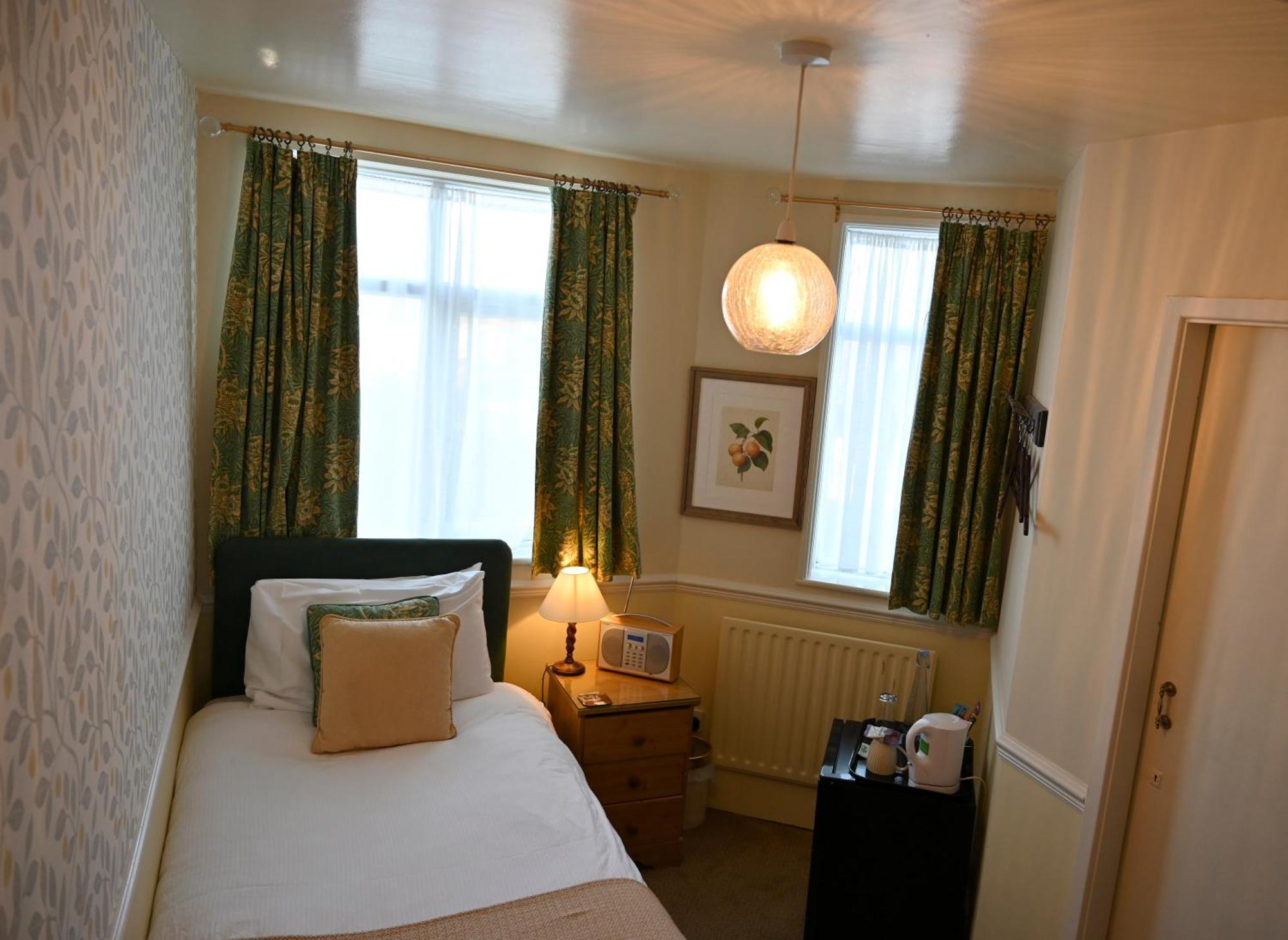 Orchard Club Hotel Knaresborough Exterior foto
